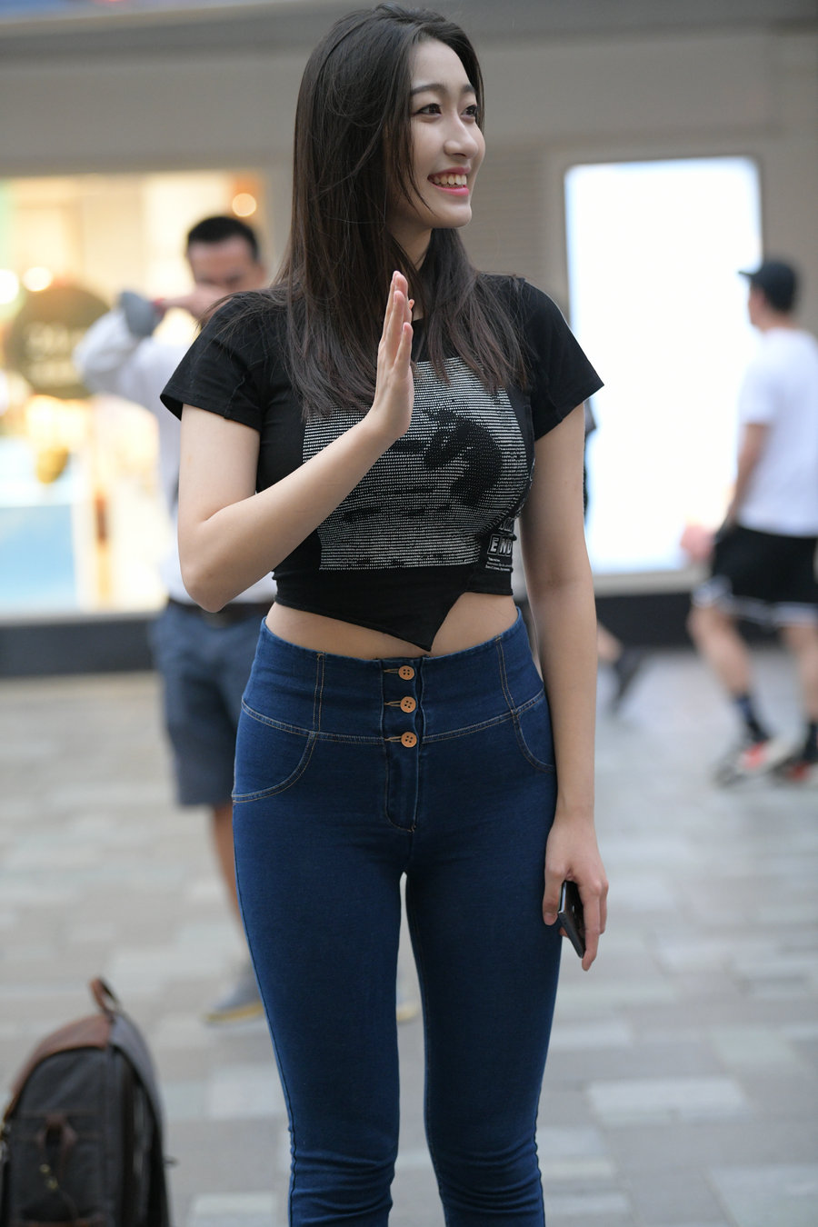 图片[1]-紧身牛仔裤女人J2784 240P-6.66GB-博拾图库