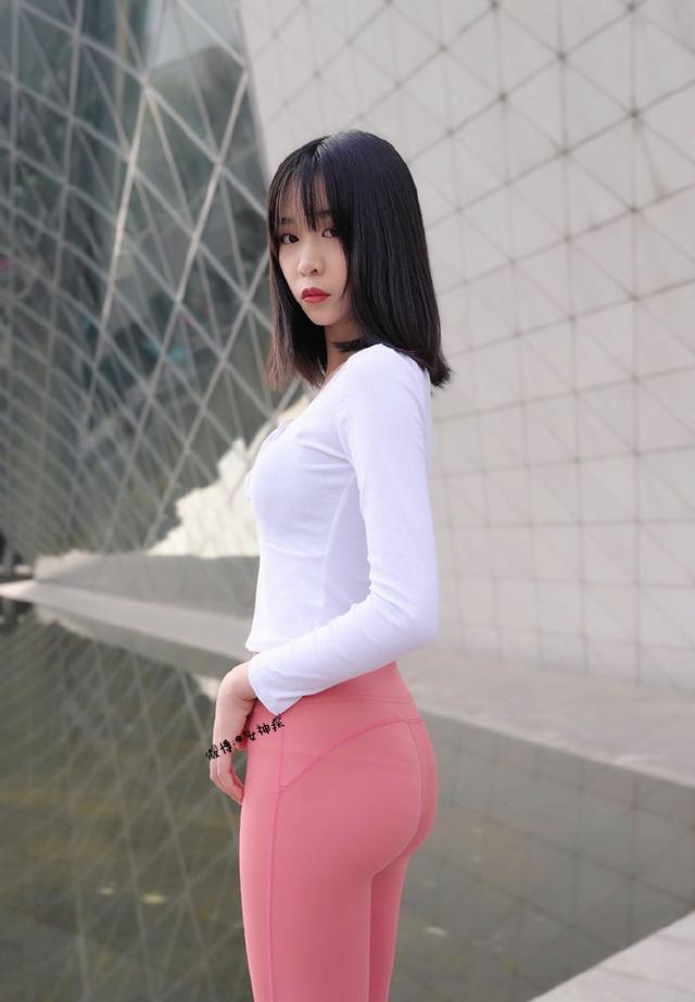 图片[4]-粉色瑜伽裤年轻女孩 J1311 417P17V-14.9GB-博拾图库