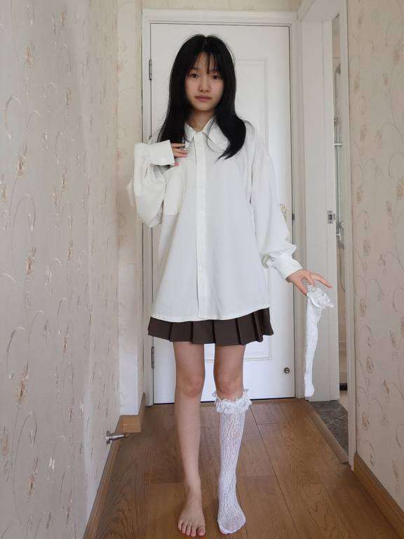 百褶裙可爱又大方的小姑娘【122P】20002-博拾图库