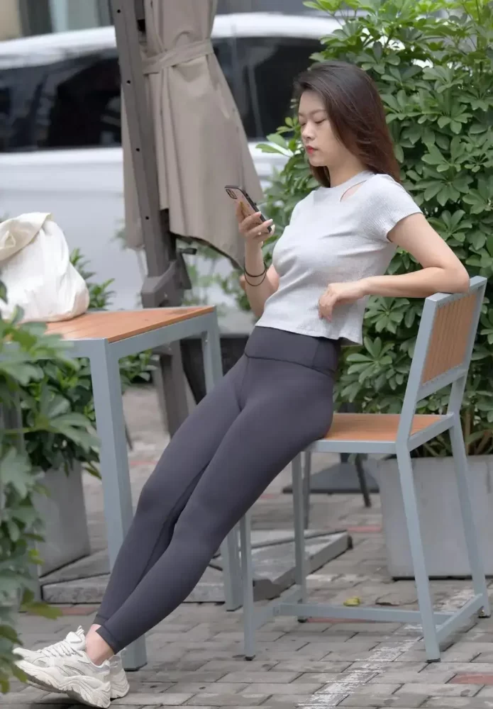 图片[4]-黑色瑜伽裤靓丽女孩J2200 905P1V-30.5GB-博拾图库
