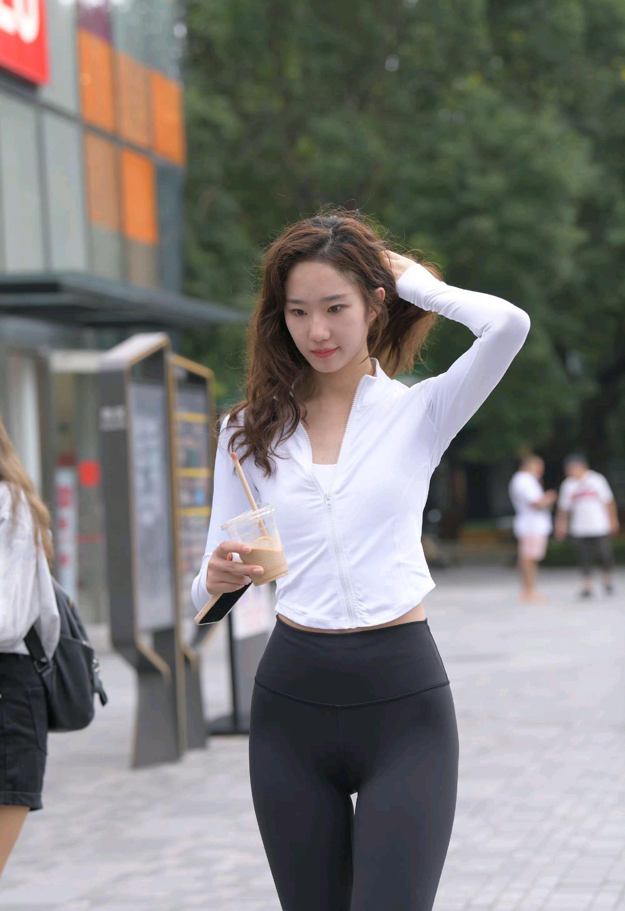 图片[5]-像刘亦菲的黑色瑜伽裤女孩J2237 340P1V-14.8GB-博拾图库