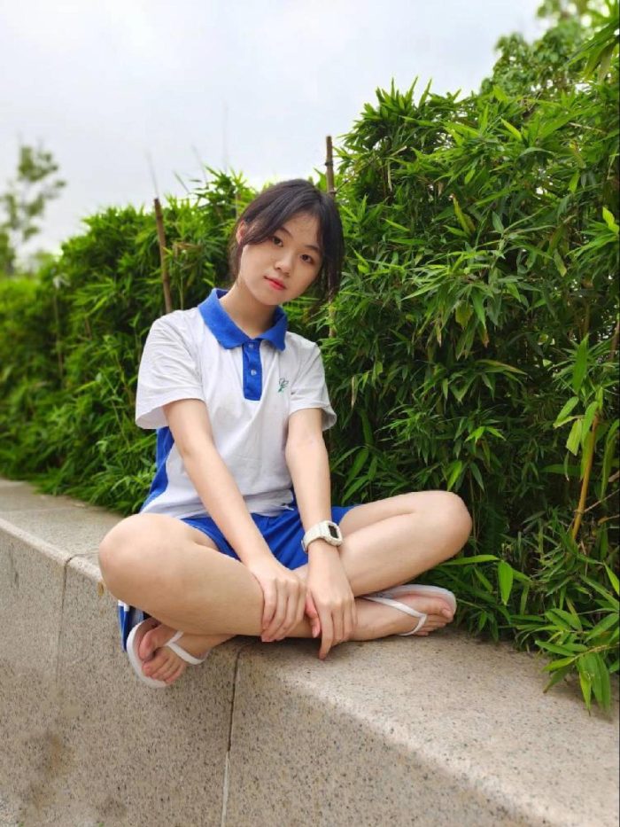 穿校服非常清纯的小姑娘【49P】20003-博拾图库