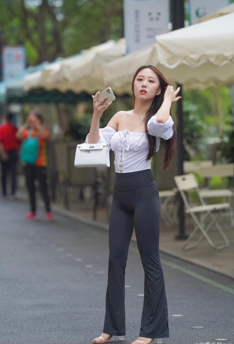 图片[2]-身材非常哇塞的瑜伽裤女孩  J1333 521P6V-21.6GB-博拾图库