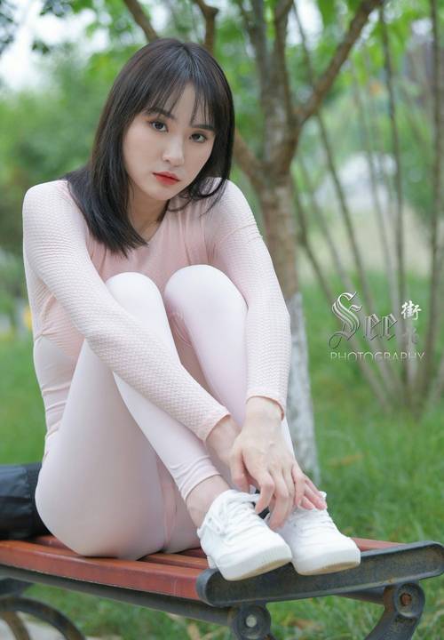 图片[2]-粉粉的瑜伽裤女孩太可爱了 J2090 854P1V-30.4GB-博拾图库