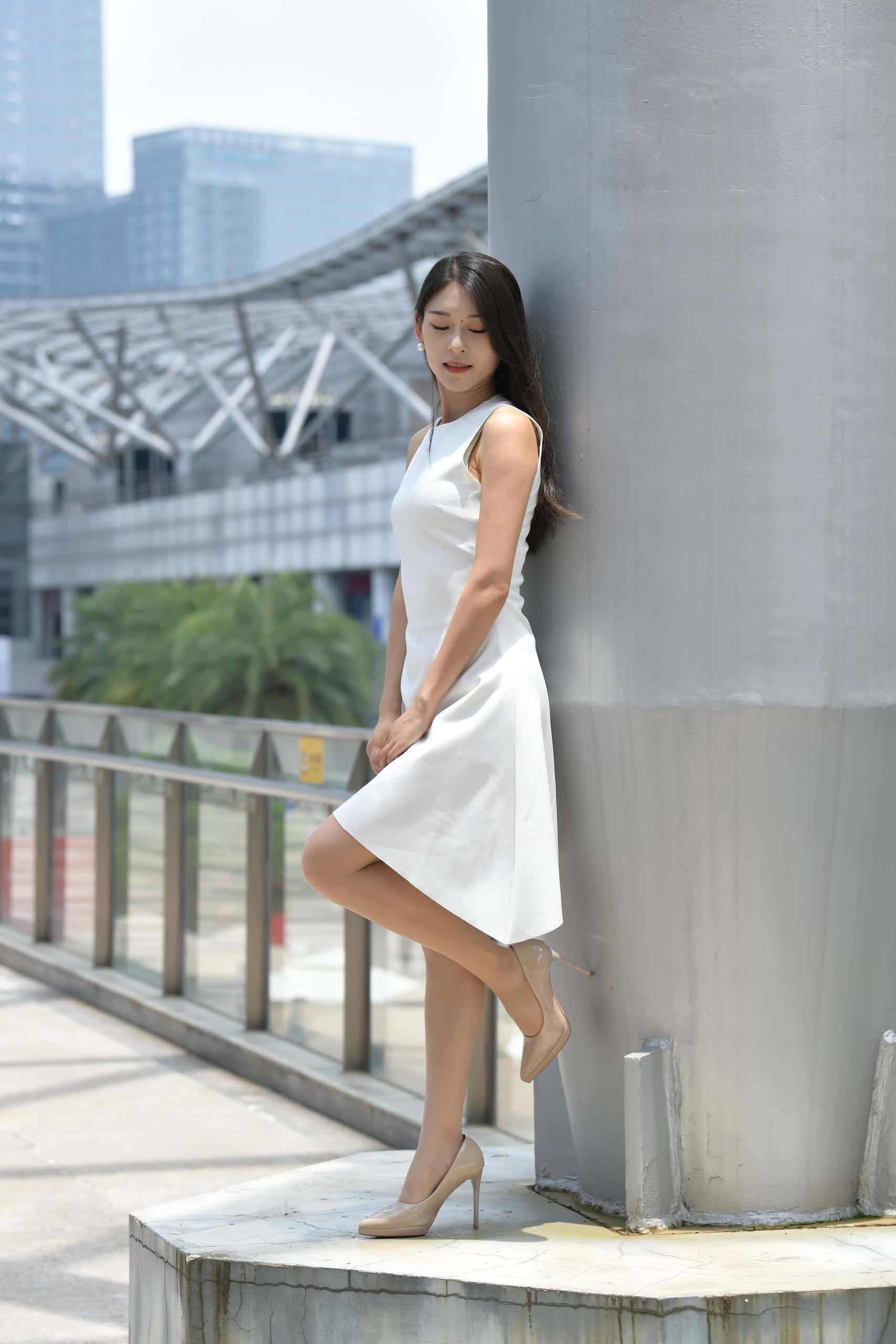 图片[3]-【免费】P4243 白色连衣裙 【59P】-博拾图库